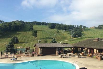 Laurel Mountain Getaway - Near Seven Springs Ski Resort - Champion, Pennsylvania