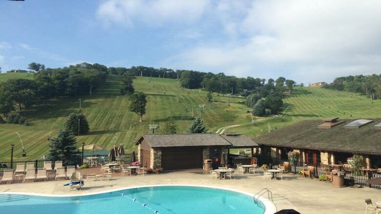 Laurel Mountain Getaway - Near Seven Springs Ski Resort - Champion, Pennsylvania