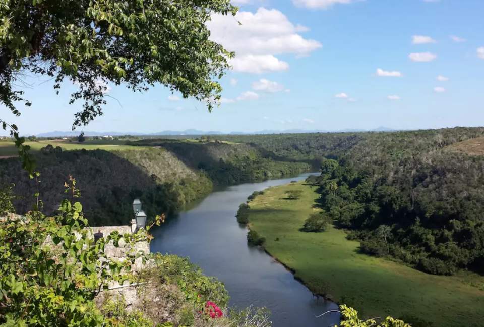 Tres Palmas Villa with gorgeous golf, lake & ocean horizon views - Casa de Campo, Dominican Republic
