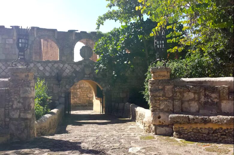 Tres Palmas Villa with gorgeous golf, lake & ocean horizon views - Casa de Campo, Dominican Republic