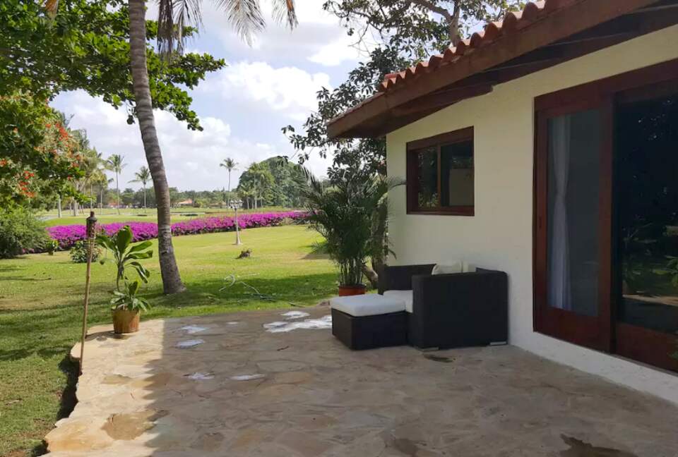 Tres Palmas Villa with gorgeous golf, lake & ocean horizon views - Casa de Campo, Dominican Republic