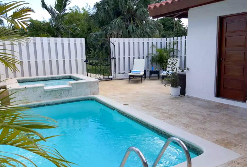 Tres Palmas Villa with gorgeous golf, lake & ocean horizon views - Casa de Campo, Dominican Republic