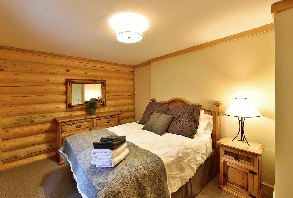 Luxury Log Cabin in the Mountains of British Columbia - Kimberley, Canada