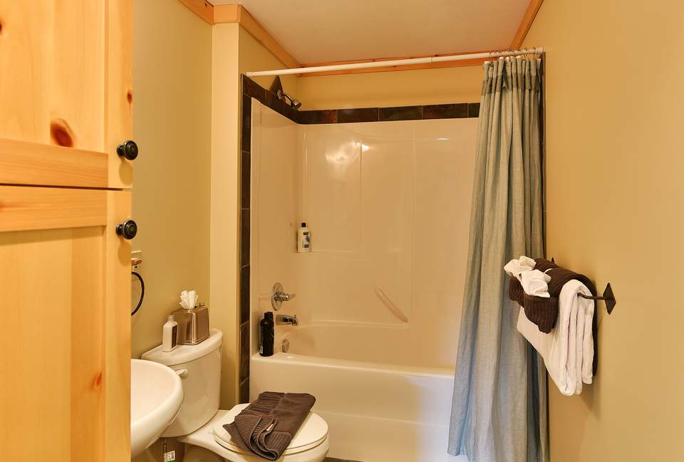 Luxury Log Cabin in the Mountains of British Columbia - Kimberley, Canada