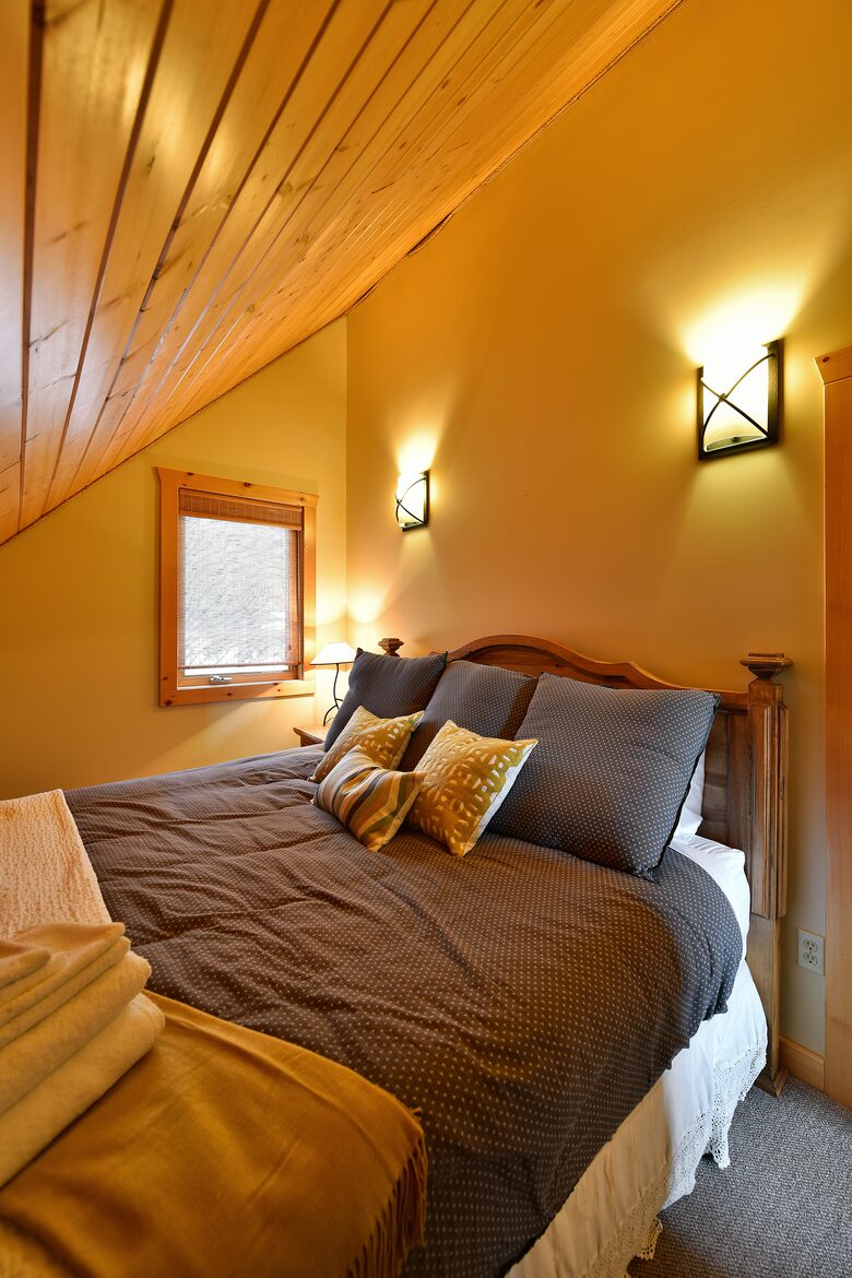 Luxury Log Cabin in the Mountains of British Columbia - Kimberley, Canada