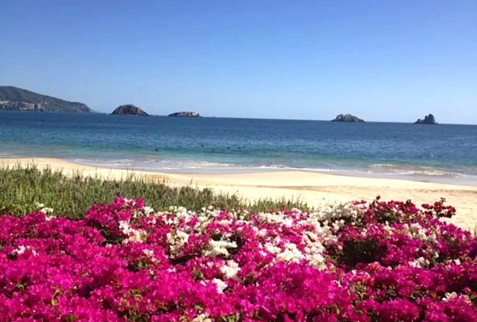 Casa Cuatro - Ixtapa, Mexico