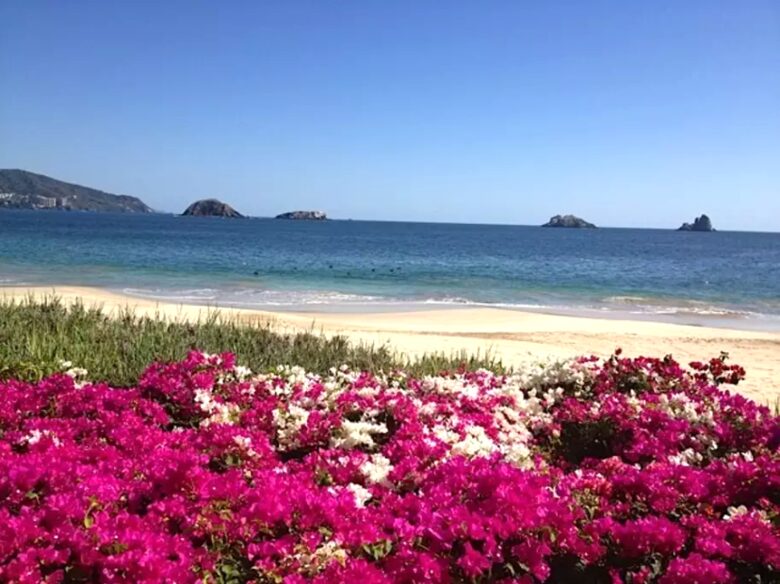 Casa Cuatro - Ixtapa, Mexico