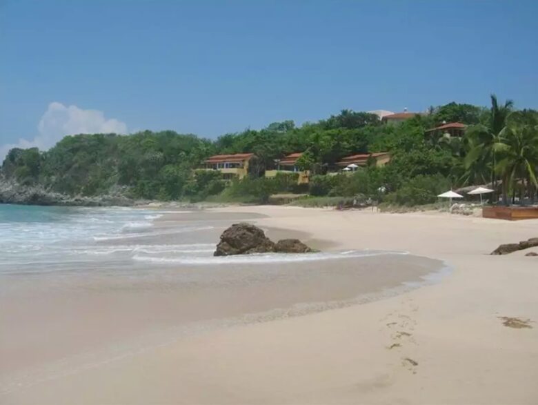 Casa Cuatro - Ixtapa, Mexico