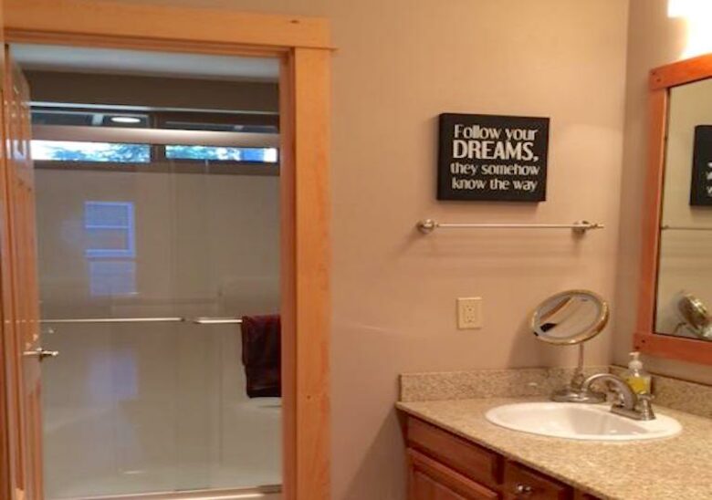 Charming Mt Bachelor - Bend, Oregon