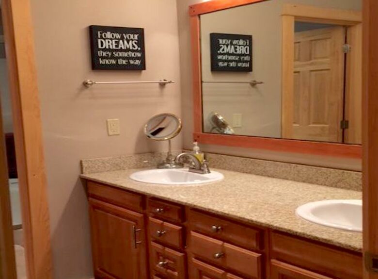 Charming Mt Bachelor - Bend, Oregon