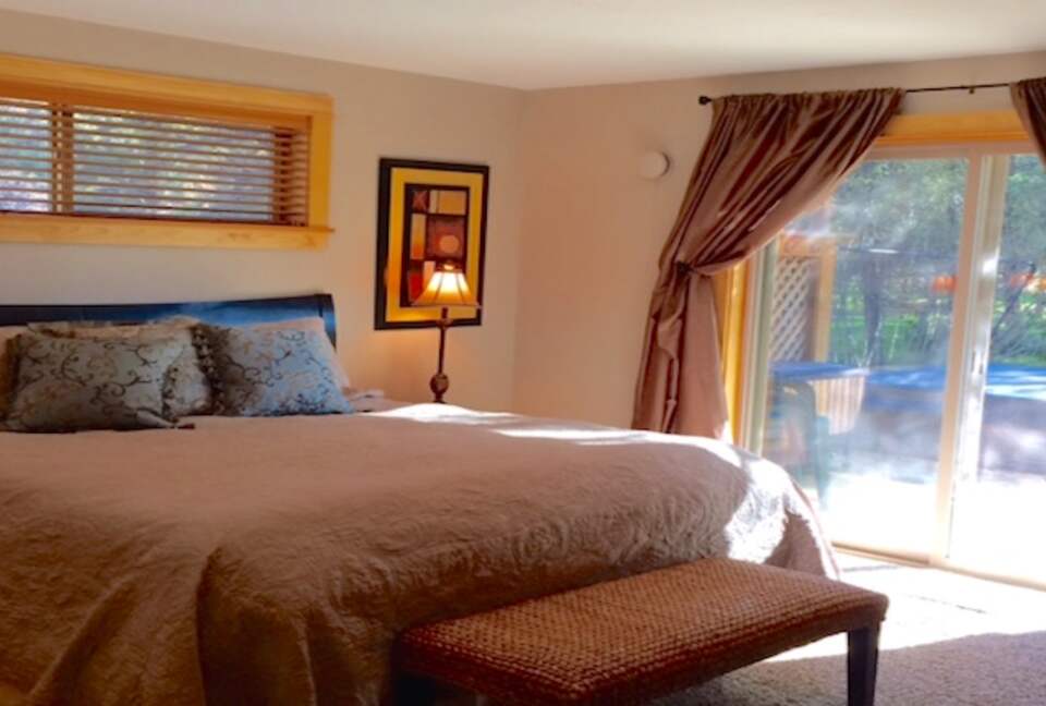 Charming Mt Bachelor - Bend, Oregon