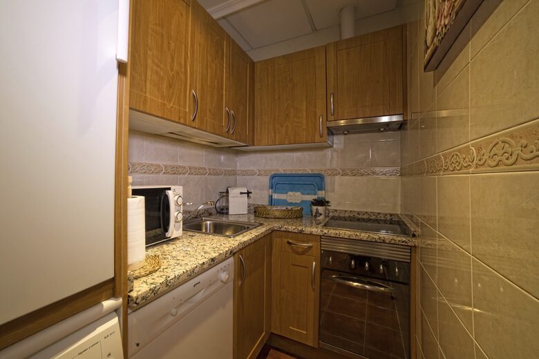 Toledo Palace Suite Apartment - Toledo, Spain