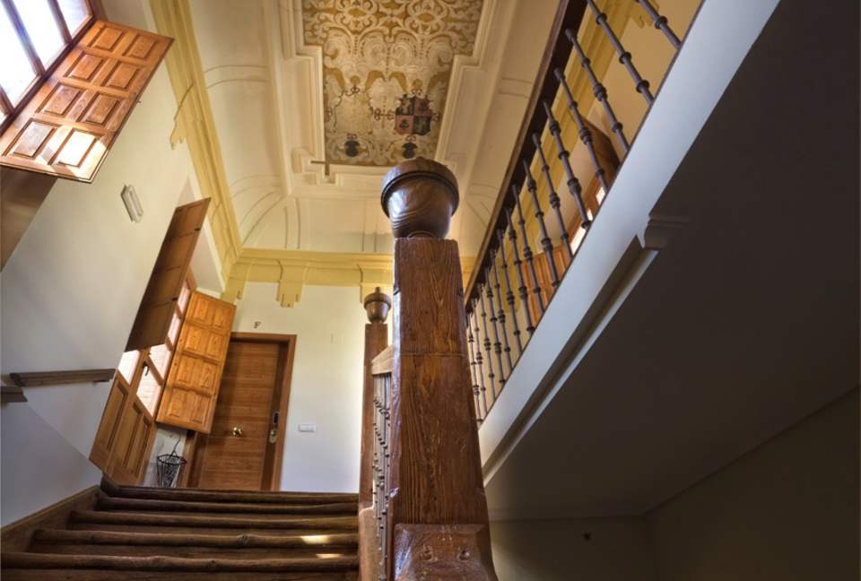 Toledo Palace Suite Apartment - Toledo, Spain