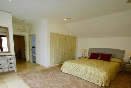 Stunning Penthouse at Lomas del Rey - Marbella, Spain