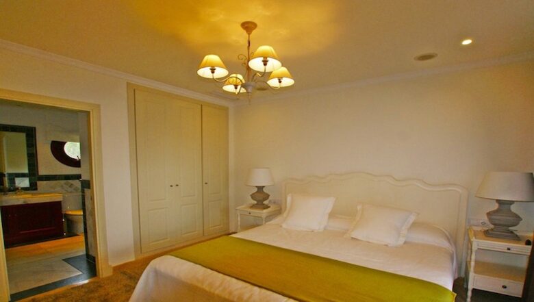 Stunning Penthouse at Lomas del Rey - Marbella, Spain