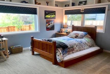 Mountainside by the Lake - Boulder, Colorado