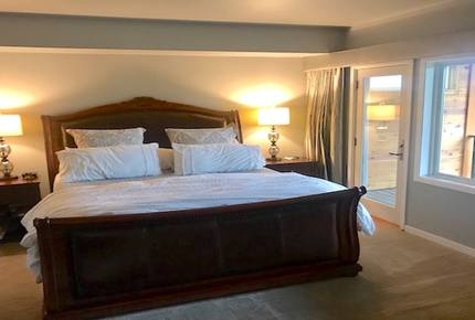 Mountainside by the Lake - Boulder, Colorado