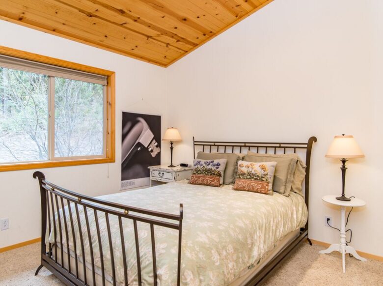 Charming Truckee Retreat - Truckee, California