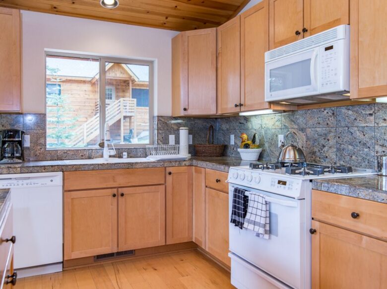 Charming Truckee Retreat - Truckee, California