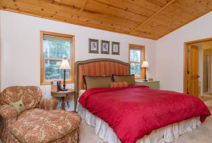 Charming Truckee Retreat - Truckee, California