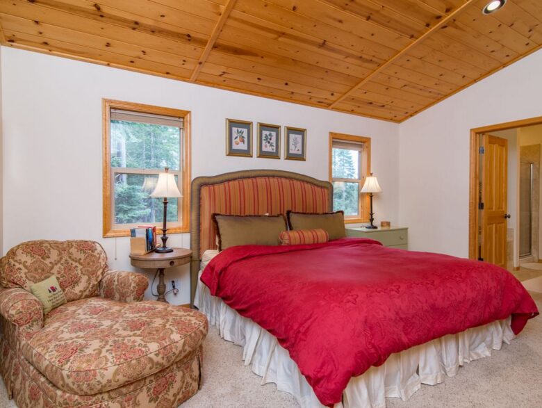 Charming Truckee Retreat - Truckee, California