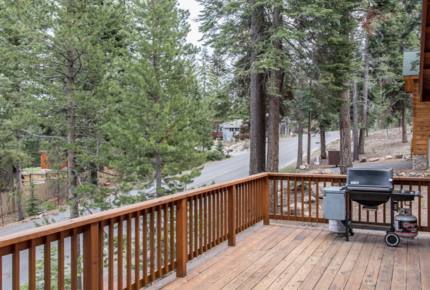Charming Truckee Retreat - Truckee, California