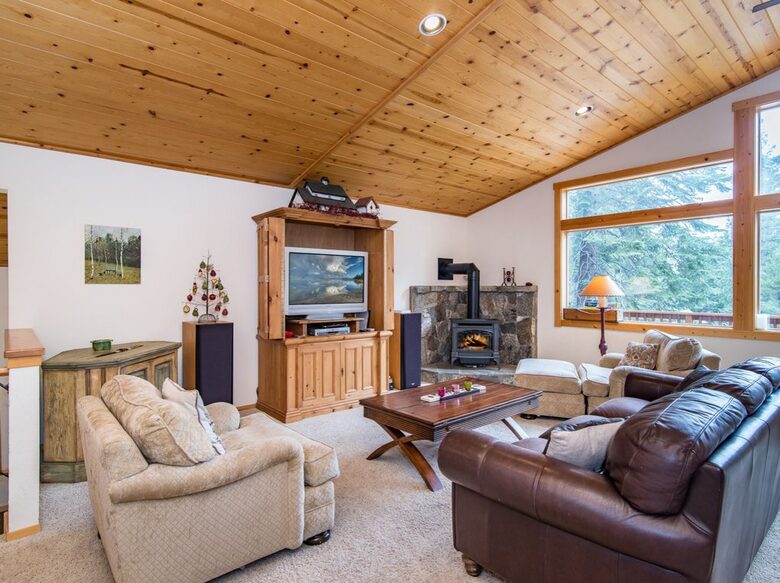 Charming Truckee Retreat - Truckee, California