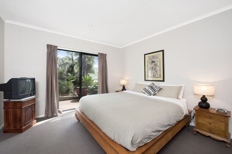 Harbour Views - Apollo Bay, Australia