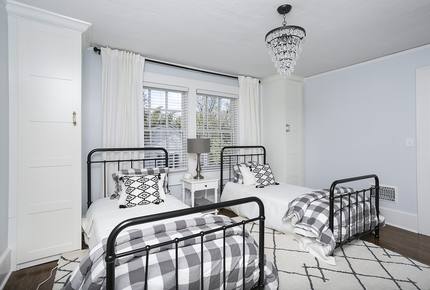 The Mouse House: Downtown Greenville - Greenville, South Carolina