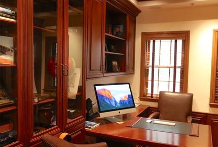 Little French Chateau in Santa Monica - Santa Monica, California