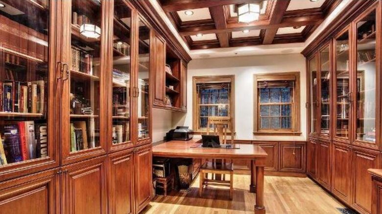 Little French Chateau in Santa Monica - Santa Monica, California