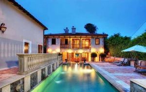 Little French Chateau in Santa Monica - Santa Monica, California