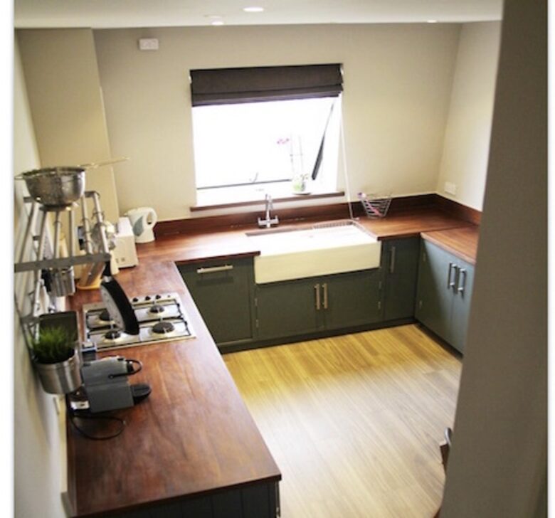 2 Bedroom Apartment Centrally Located in Portobello - London, United Kingdom