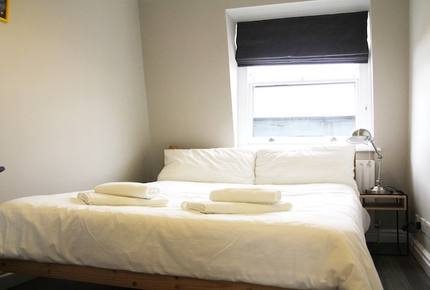 2 Bedroom Apartment Centrally Located in Portobello - London, United Kingdom