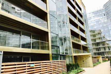 Battersea Power Station Premium Apartment - London, United Kingdom