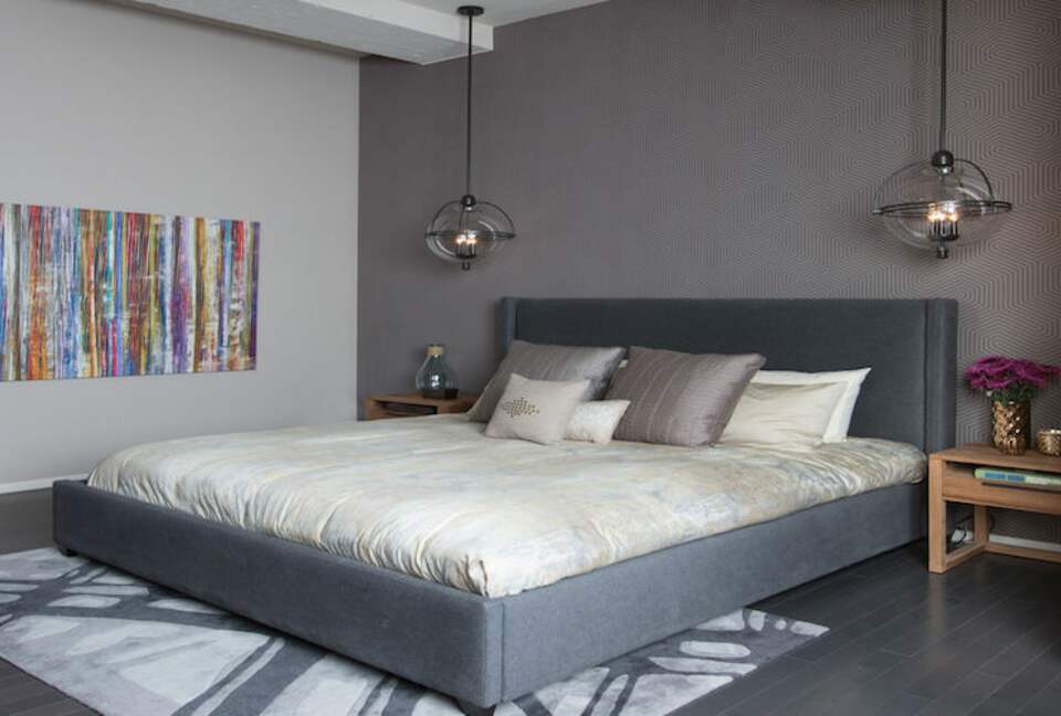 Historic Hollywood & Vine Residence - Hollywood, California