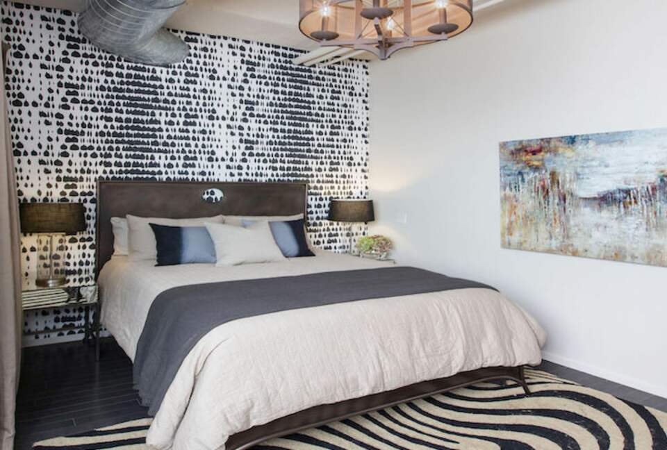 Historic Hollywood & Vine Residence - Hollywood, California