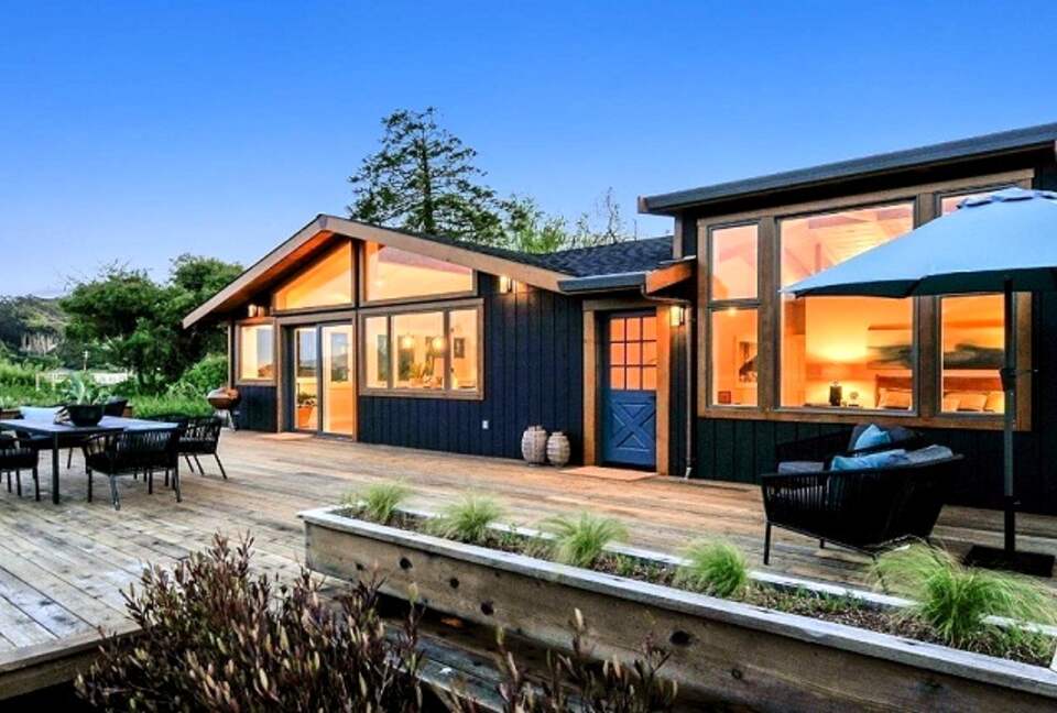 Magical Bolinas Retreat - Bolinas, California