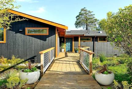 Magical Bolinas Retreat - Bolinas, California