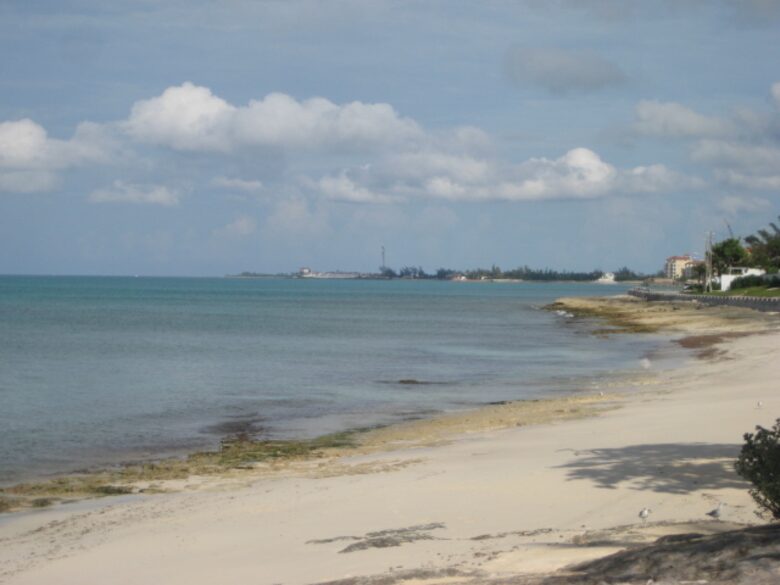 Summer Home Hideaway - Nassau, Bahamas