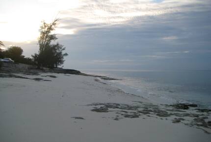 Summer Home Hideaway - Nassau, Bahamas
