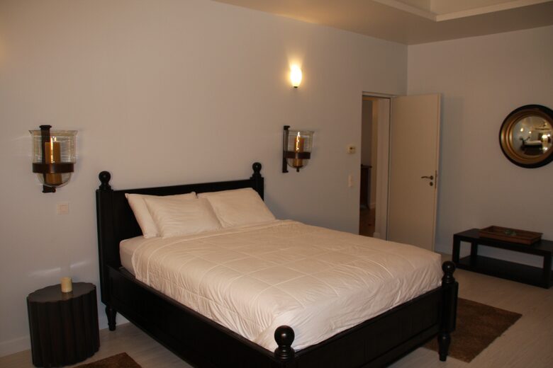 Summer Home Hideaway - Nassau, Bahamas