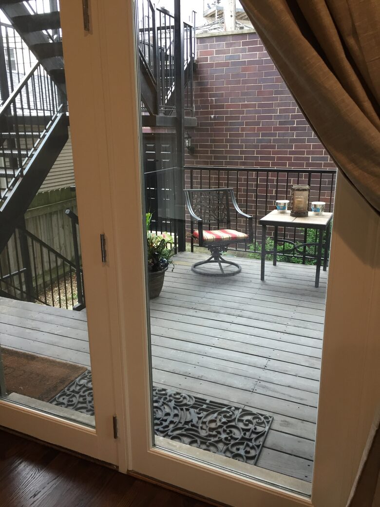 Lincoln Park Duplex - Chicago, Illinois