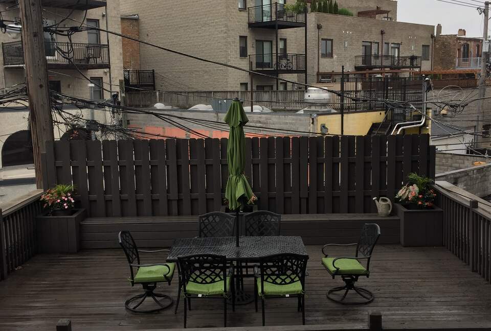 Lincoln Park Duplex - Chicago, Illinois