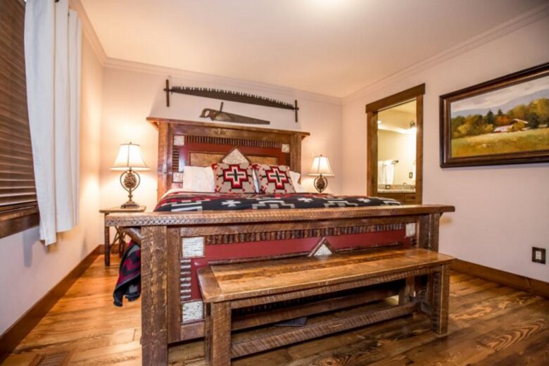 The Woodside House - Whitefish, Montana