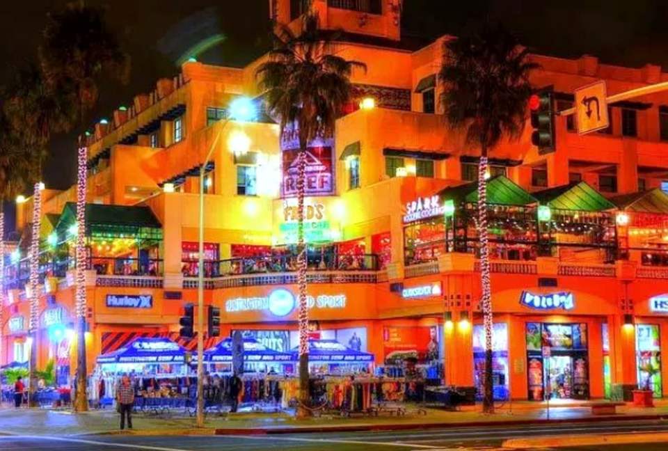 Huntington Beach Retreat - Huntington Beach, California