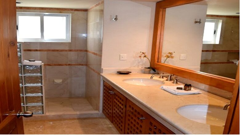 Ocean Front Penthouse - Puerto Aventuras, Mexico