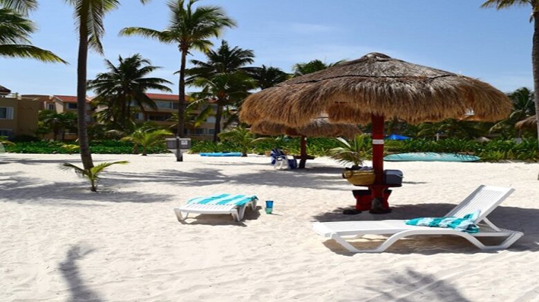 Ocean Front Penthouse - Puerto Aventuras, Mexico