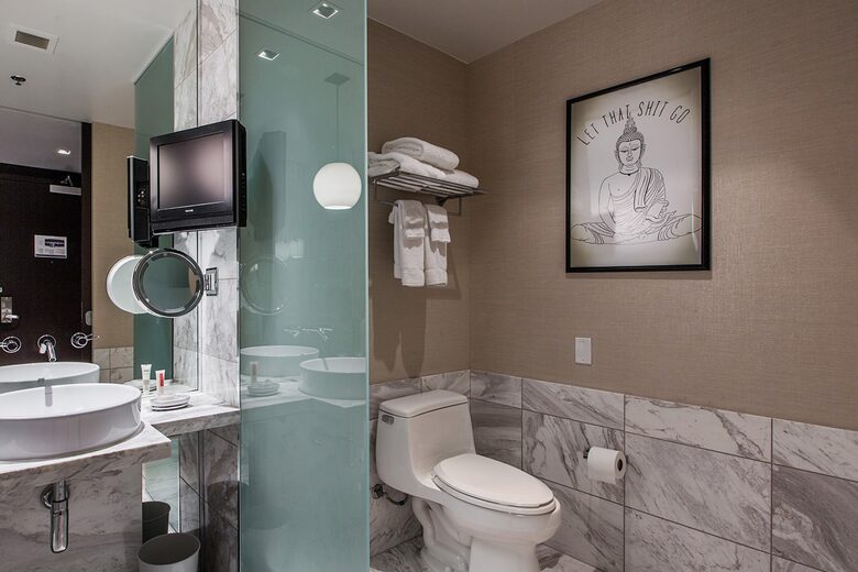 Palms Place "Good Vibes Suite" - Las Vegas, Nevada