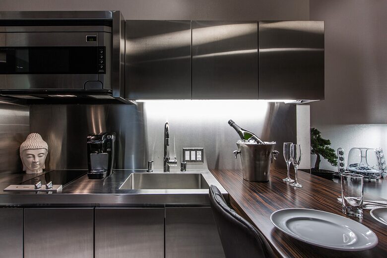 Palms Place "Good Vibes Suite" - Las Vegas, Nevada